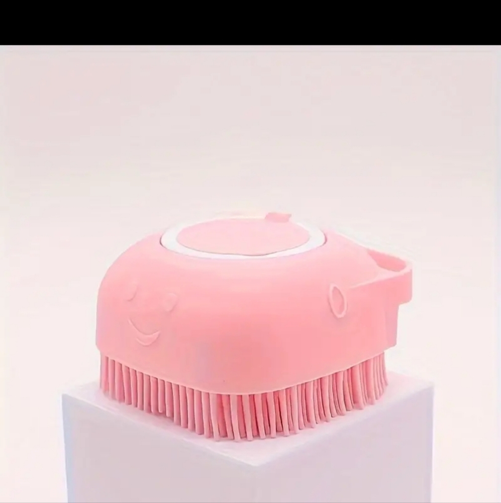 New pet silicone Scrub shampoo brush in pink